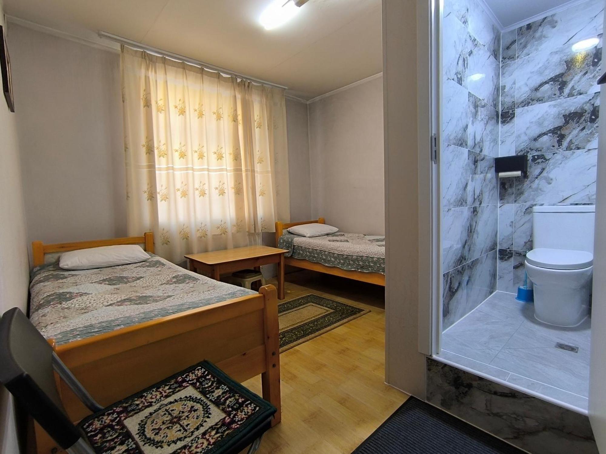 Town Yard Hostel Ulan Bator Eksteriør bilde